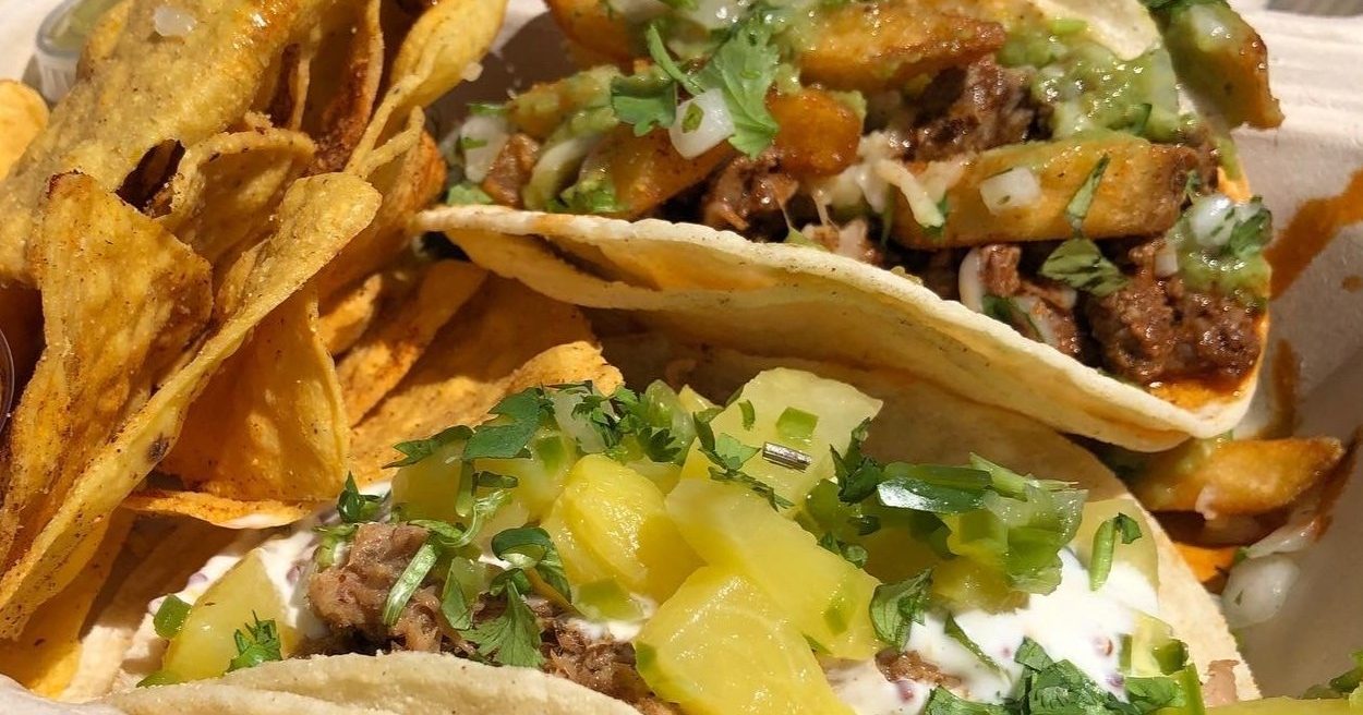 Messy’s Tacos: The Gourmet Taco Truck You Don’t Want to Miss in Loomis