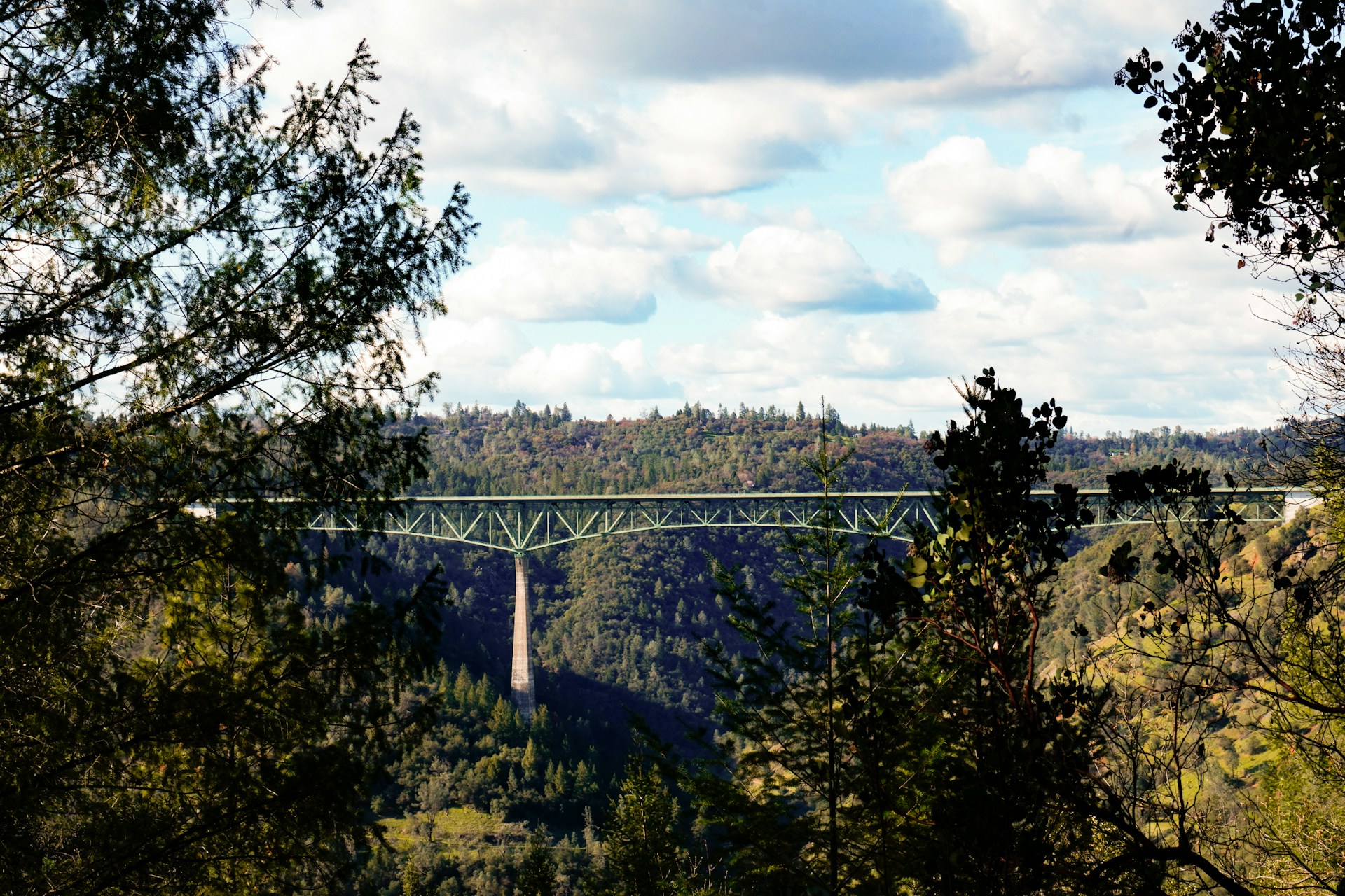 Exploring Foresthill Bridge: The Iconic 730-Foot Marvel